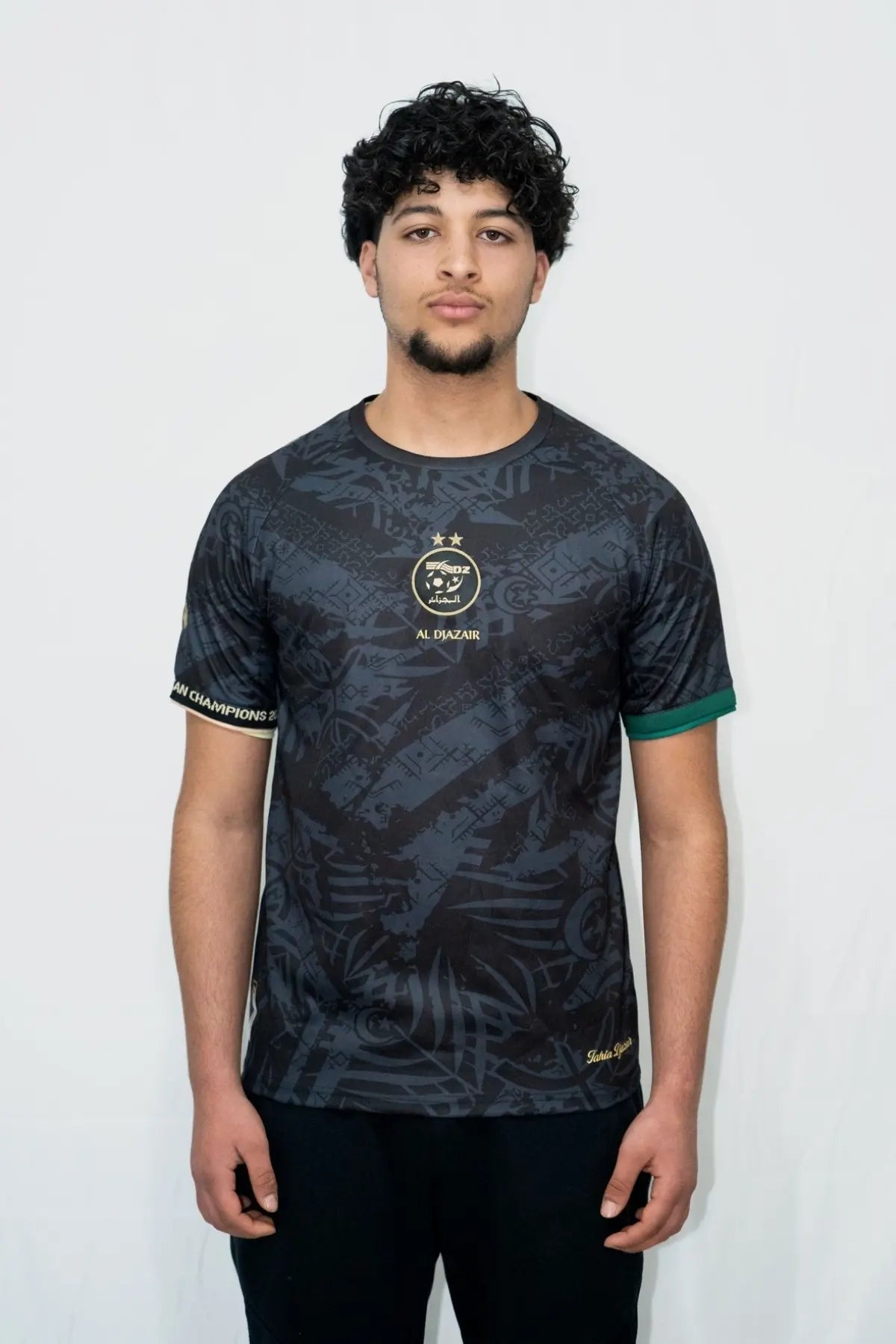 Maillot de l'Algérie noir 2026