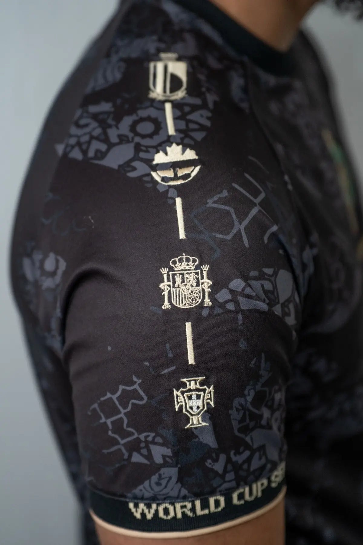 manche du maillot du maroc noir